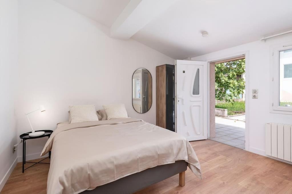 Apartamento Lumignons Lyonnais - Doua Villeurbanne Exterior foto