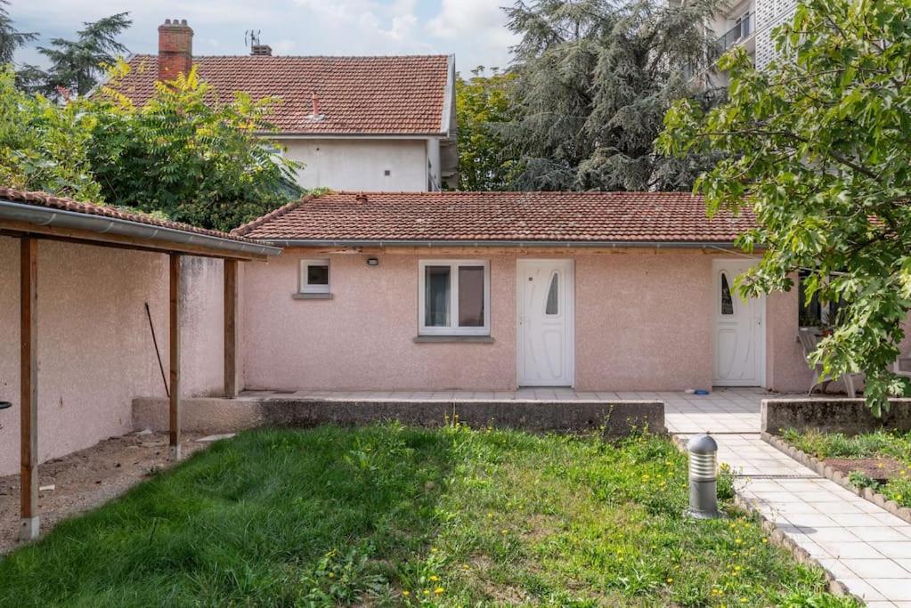 Apartamento Lumignons Lyonnais - Doua Villeurbanne Exterior foto